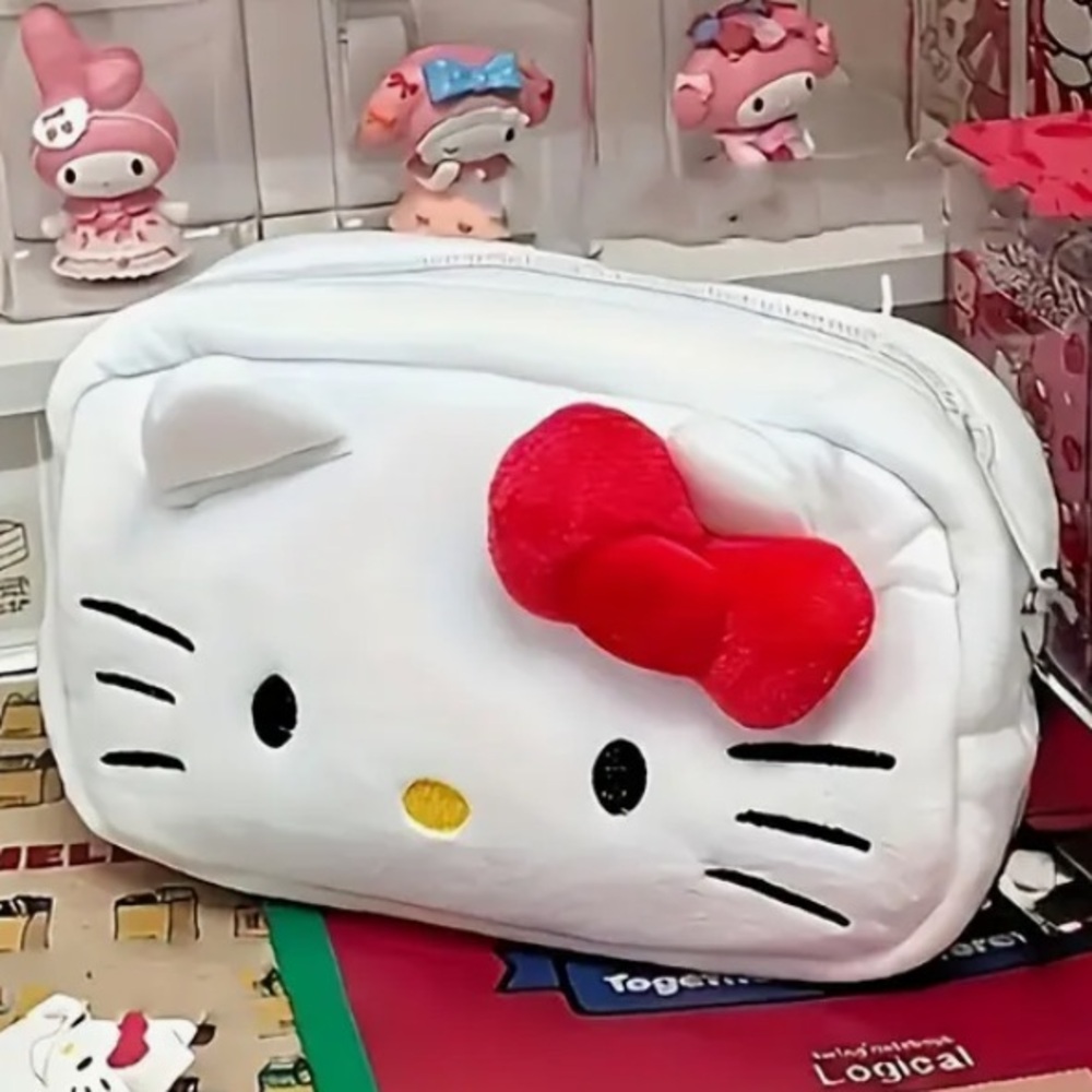 NEW Hello Kitty Plush Pouch